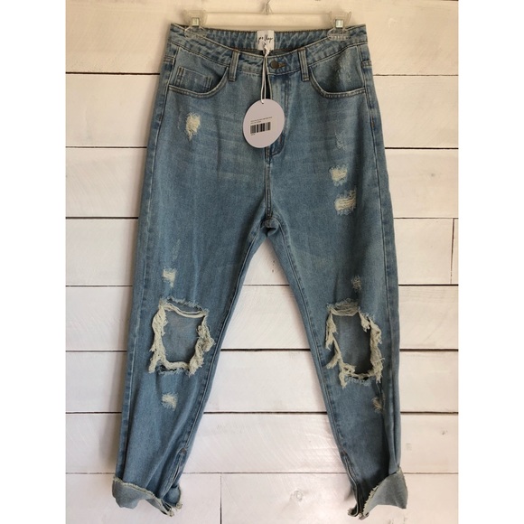 Princess Polly Erisaa Knee Rip Jeans Light Wash - Picture 5 of 8